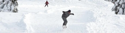 Downhill ski equipment rental